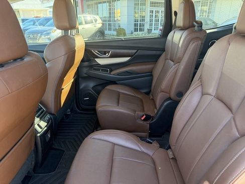 Used 2019 Subaru Ascent Touring w/ Popular Package #2 image 11