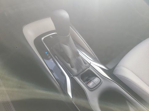 Used 2022 Toyota Corolla LE image 26