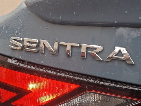 Used 2024 Nissan Sentra SV image 28