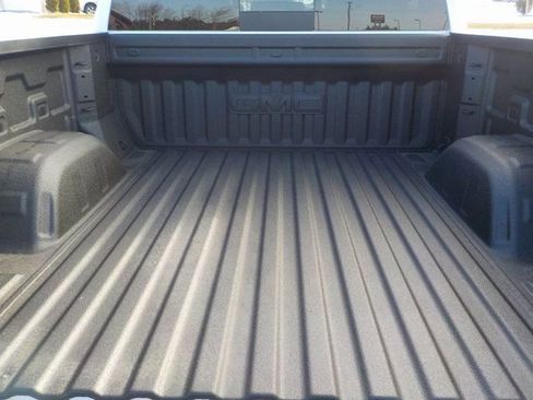 New 2026 GMC Sierra 1500 SLT w/ SLT Premium Plus Package image 5