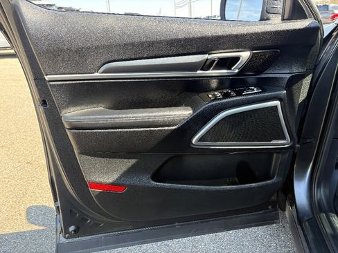Used 2022 Kia Telluride S image 29
