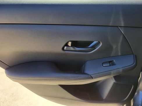 New 2025 Nissan Sentra S image 13