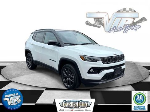 Used 2026 Jeep Compass Limited AWD/4WD image 1