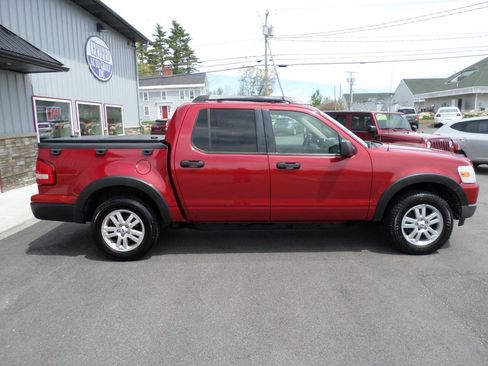 Used 2009 Ford Explorer Sport Trac XLT AWD/4WD image 8