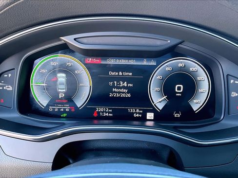 Used 2021 Audi A7 e Prestige w/ Prestige Package image 25