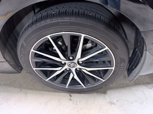 Used 2023 Toyota Camry SE FWD image 7