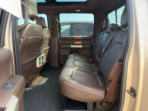 Used 2017 Ford F450 King Ranch w/ Tow Technology Bundle AWD/4WD image 29