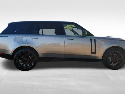 New 2026 Land Rover Range Rover Long Wheelbase SE