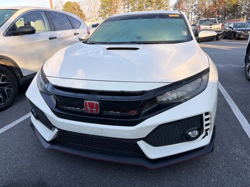 Used 2019 Honda Civic Type R image 3