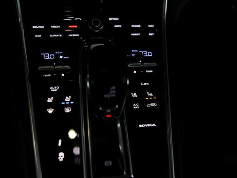 Used 2019 Porsche Panamera Turbo S image 33