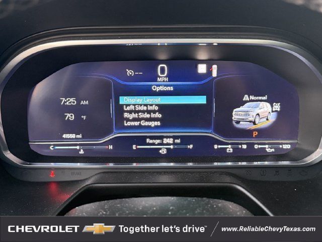 Used 2023 Chevrolet Suburban Z71 w/ Luxury Package AWD/4WD image 17