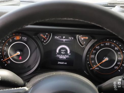 Used 2025 Jeep Wrangler Unlimited Sport AWD/4WD image 24