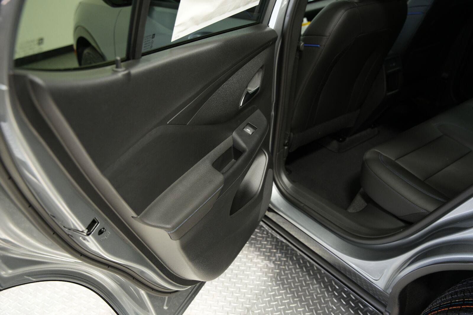 New 2026 Buick Envista Sport Touring w/ Convenience I Package FWD image 30