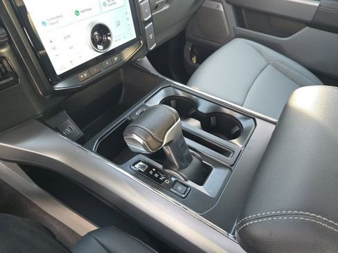 New 2025 Ford F150 Lightning Flash image 20