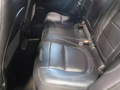 Used 2020 Jaguar F-PACE S image 33