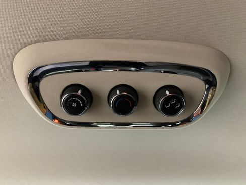 Used 2019 Dodge Durango SXT AWD/4WD image 18