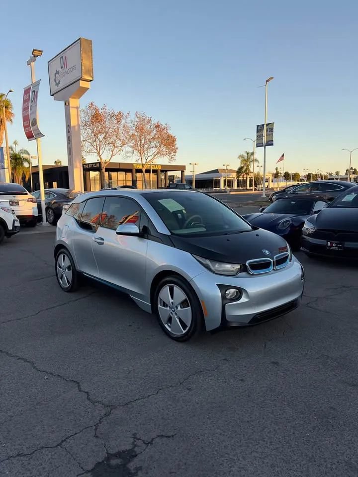 Used 2014 BMW i3 RWD image 2