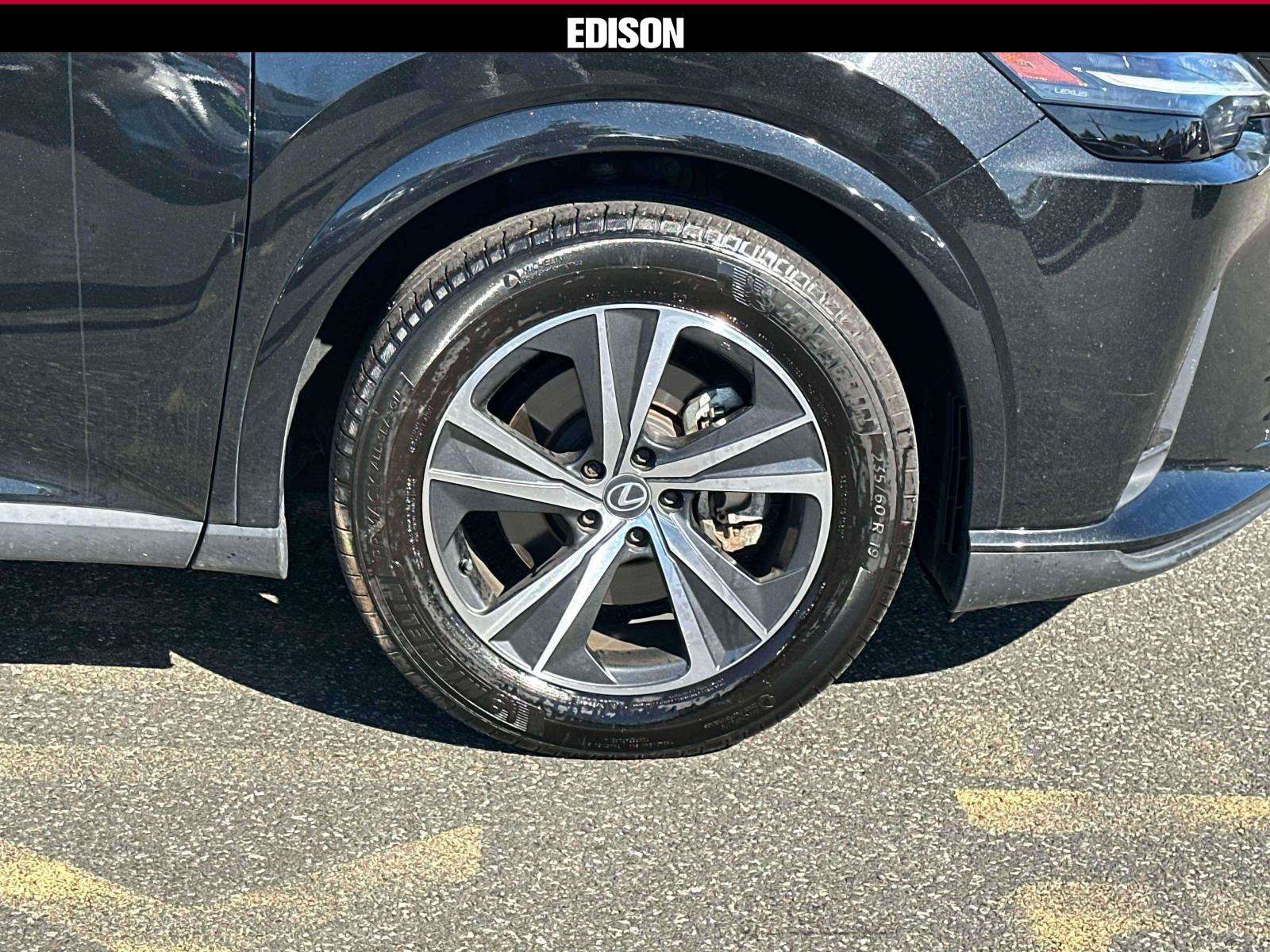 Used 2024 Lexus RX 350 Premium w/ Accessory Package AWD/4WD image 6