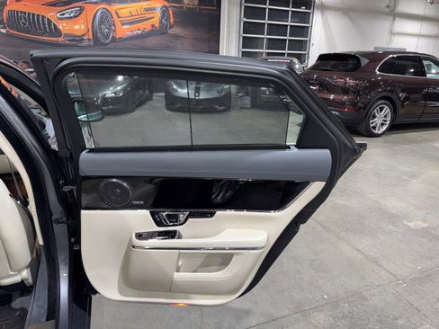 Used 2019 Jaguar XJ L Portfolio image 59