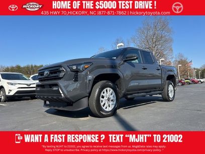 Used 2025 Toyota Tacoma SR5