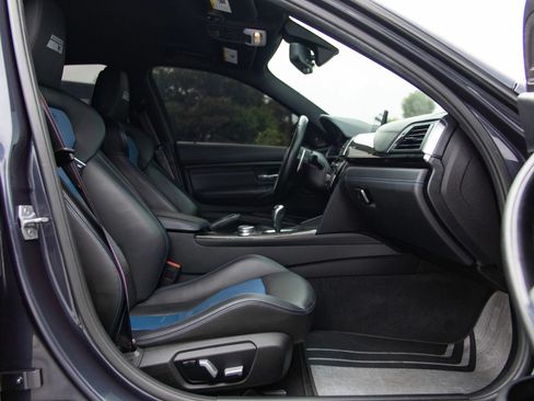 Used 2017 BMW M3 RWD image 51