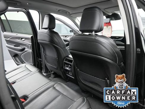 Used 2022 Jeep Grand Cherokee Limited 4xe w/ Luxury Tech Group II image 22