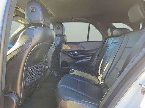 Used 2021 Mercedes-Benz GLE 350 w/ Premium Package image 16