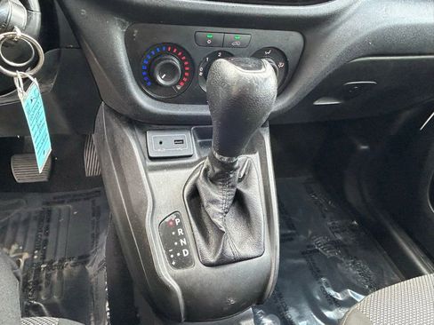 Used 2017 RAM ProMaster City Tradesman w/ Rear Back-up Camera Group image 16