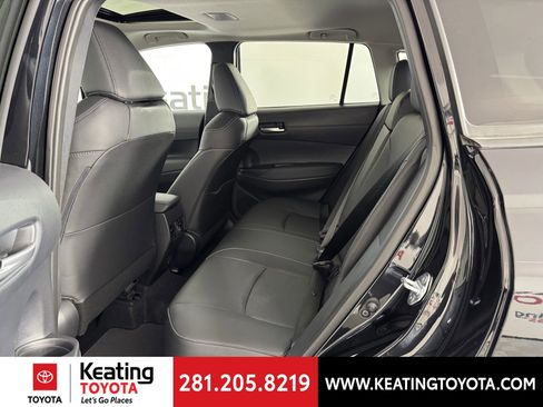 Certified 2025 Toyota Corolla Cross XLE image 16