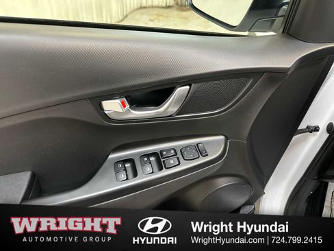 Certified 2023 Hyundai Kona SEL w/ Convenience Package image 10