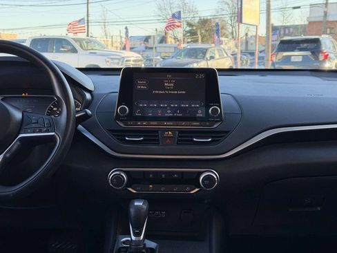 Used 2020 Nissan Altima 2.5 S image 16