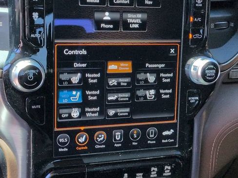 Used 2020 RAM 1500 Limited RWD image 30