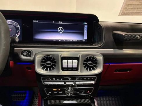 Used 2019 Mercedes-Benz G 63 AMG 4MATIC image 19
