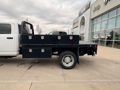 Used 2021 RAM 5500 Tradesman w/ Chrome Appearance Group image 10