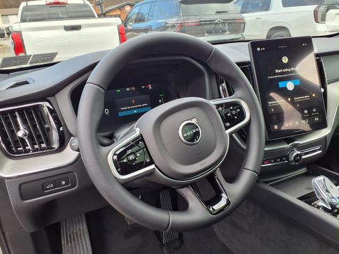 New 2026 Volvo XC60 T8 Ultra w/ Protection Package Premier AWD/4WD image 5