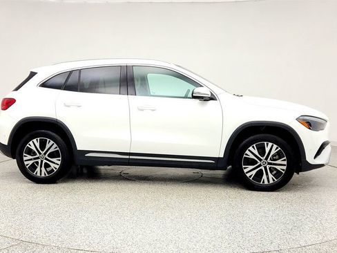 Used 2026 Mercedes-Benz GLA 250 4MATIC image 4