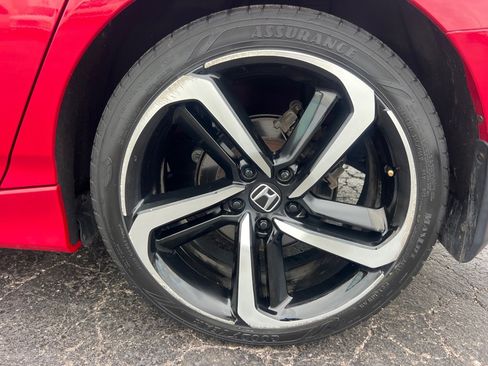 Used 2018 Honda Accord Sport image 37