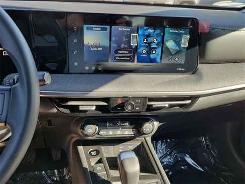 New 2026 Nissan Kicks SV w/ Illumination Package image 9