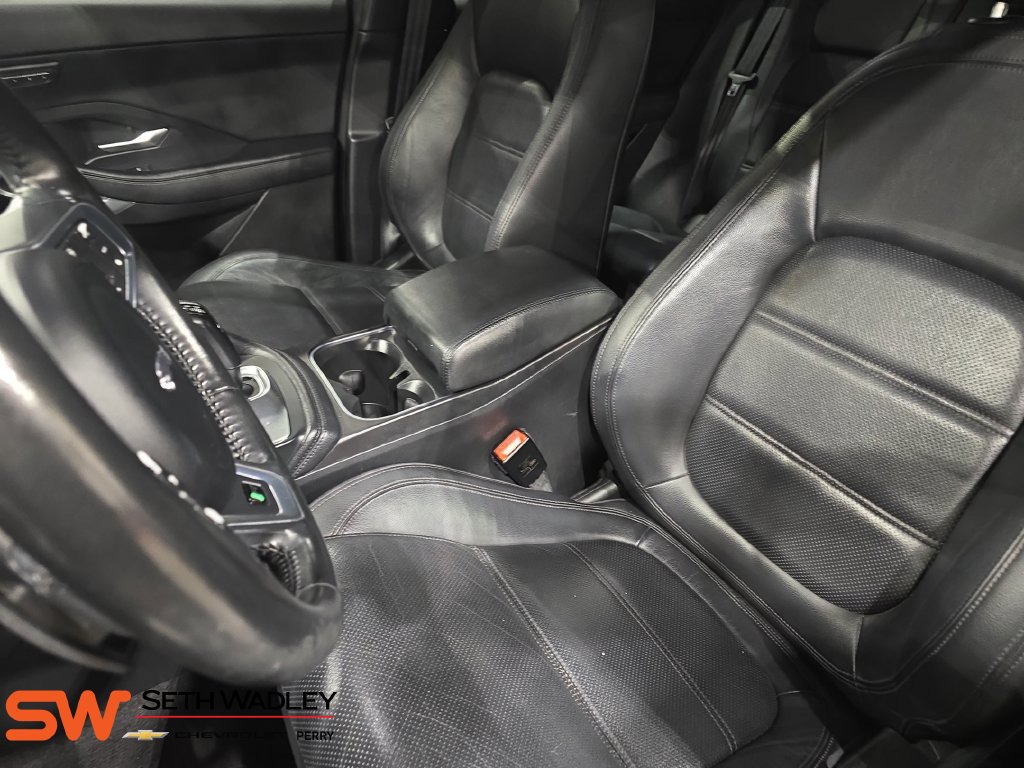 Used 2020 Jaguar E-PACE SE AWD/4WD image 16