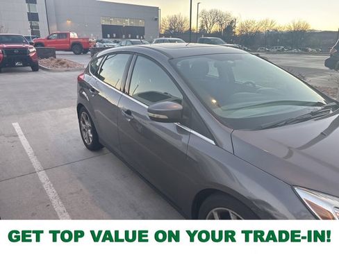 Used 2012 Ford Focus SEL image 1