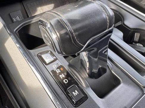 Used 2022 Ford F150 Lariat w/ Equipment Group 502A High image 24