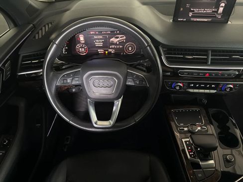 Used 2019 Audi Q7 3.0T Premium Plus w/ Premium Plus Package AWD/4WD image 14