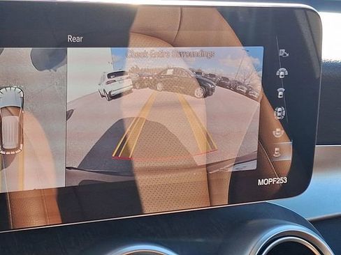 Used 2022 Mercedes-Benz GLC 300 GLC 300 image 4