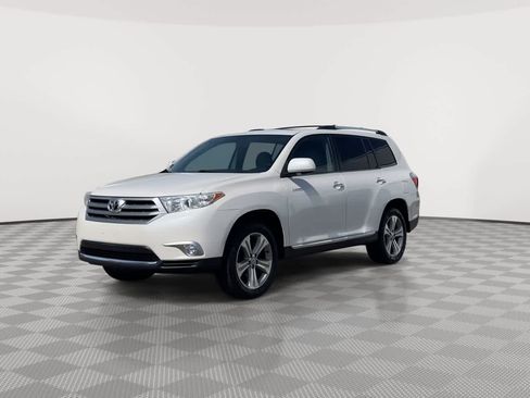 Used 2013 Toyota Highlander Limited AWD/4WD image 4