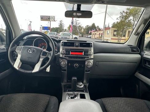 Used 2013 Toyota 4Runner SR5 image 32