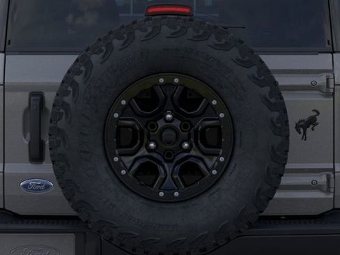 New 2025 Ford Bronco Badlands image 24