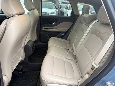 Certified 2023 Lincoln Corsair AWD w/ Equipment Group 101A image 30