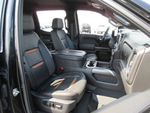 Used 2021 GMC Sierra 1500 AT4 w/ AT4 Preferred Package AWD/4WD image 24