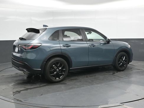 Used 2024 Honda HR-V Sport image 2