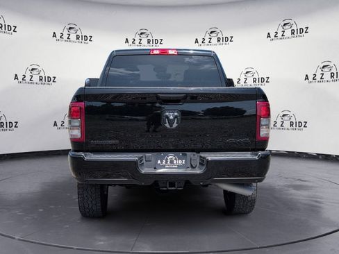 Used 2022 RAM 2500 Big Horn w/ Night Edition AWD/4WD image 5